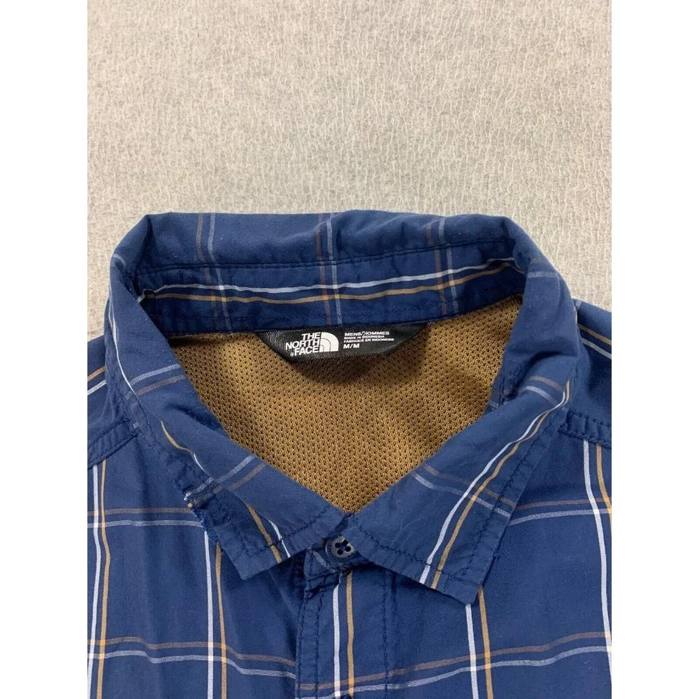 The North Face Nylon‎ Blend Long Sleeve Button Down Shirt (Men's Medium) Blue